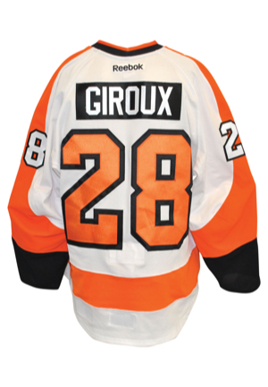 2013-14 Claude Giroux Philadelphia Flyers Game-Used Home Jersey (Philadelphia Flyers LOA)