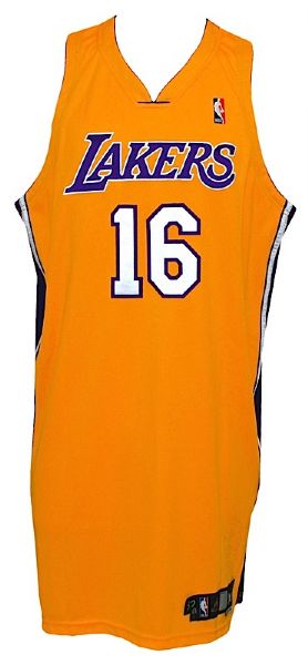 2008-2009 Pau Gasol Los Angeles Lakers Game-Used & Autographed Home Jersey (JSA) (Championship Season) 