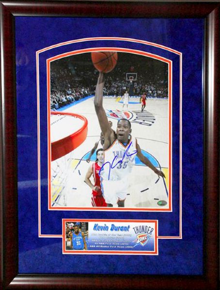 Kevin Durant 20" x 26" Autographed and Framed Photo (JSA)