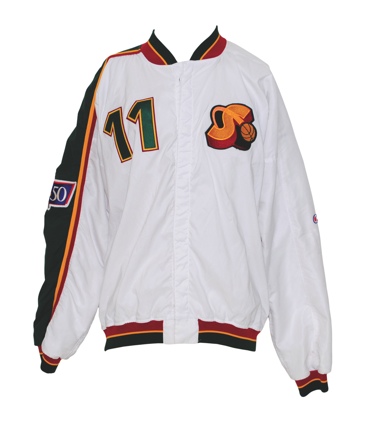 1996-97 Detlef Schrempf Seattle SuperSonics Worn Warm-Up Jacket