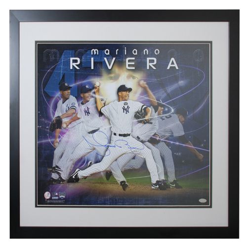 Framed Mariano Rivera Autographed 16” x 20” Photo (JSA) (Steiner COA)