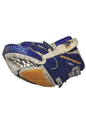 Circa 1996 Dominik Hasek Buffalo Sabres Game-Used Goalie Glove
