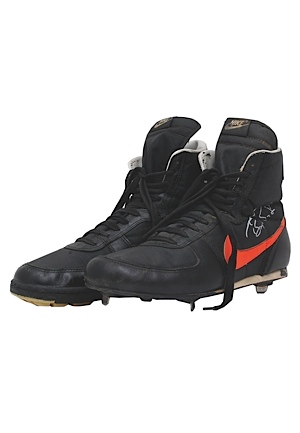 1994 Barry Bonds SF Giants Game-Used & Autographed Shoes (JSA)