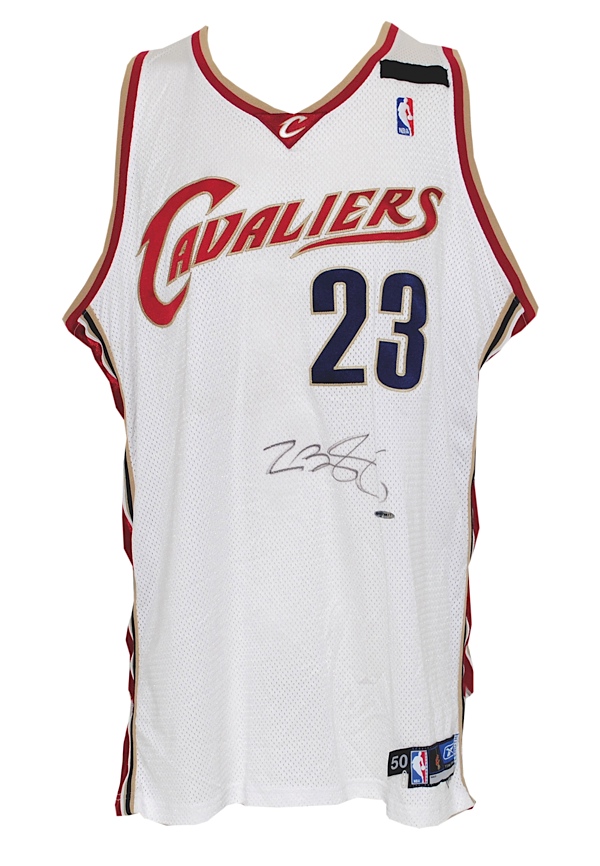 Lebron James 2004 Rookie Signed Cleveland Cavaliers Game Model Jersey UDA  COA