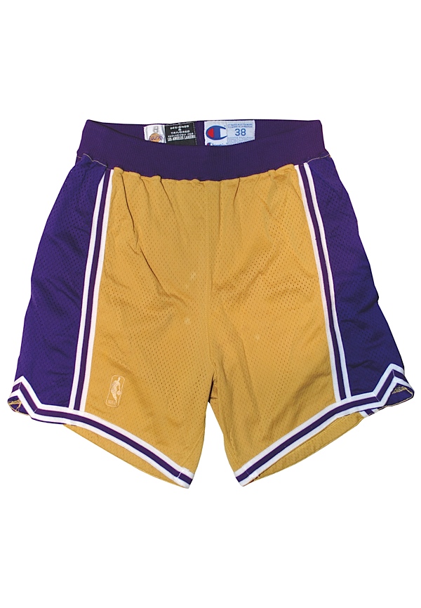 Lot Detail - 2000-01 KOBE BRYANT LOS ANGELES LAKERS GAME WORN JERSEY AND  SHORTS