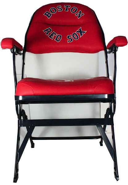 Jonathan Papelbon  Clubhouse Chair - Red Sox 2011 #58 Game Used Clubhouse Chair (FJ587354)