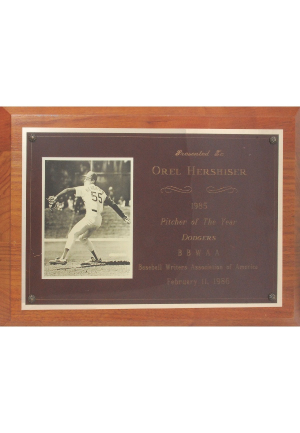 1986 Orel Hershiser LA Dodgers Pitcher of the Year BBWAA Award Plaque (Hershiser LOA)