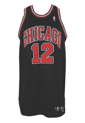 2009-10 Kirk Hinrich Chicago Bulls Game-Used Black Alternate Jersey 