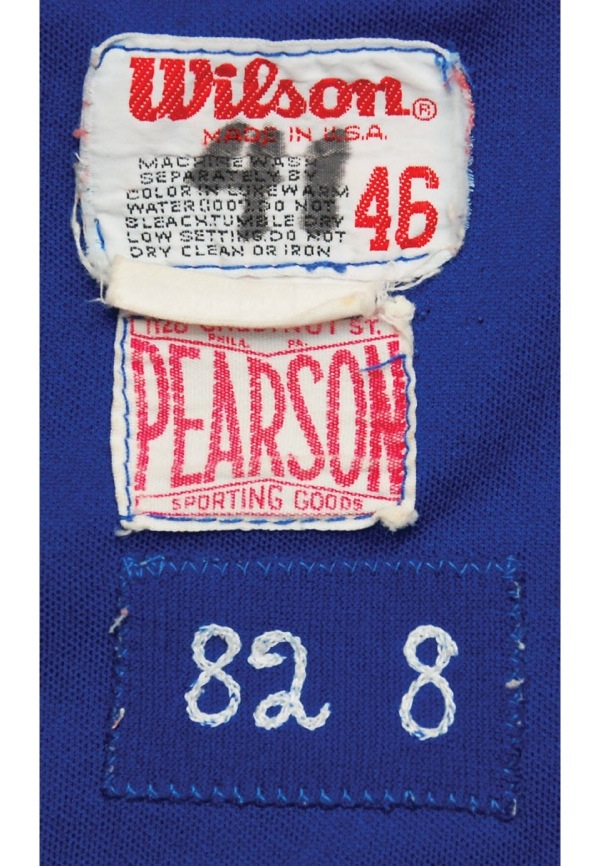 Lot Detail - Philadelphia 76ers Warm Up Uniform Signed by Julius