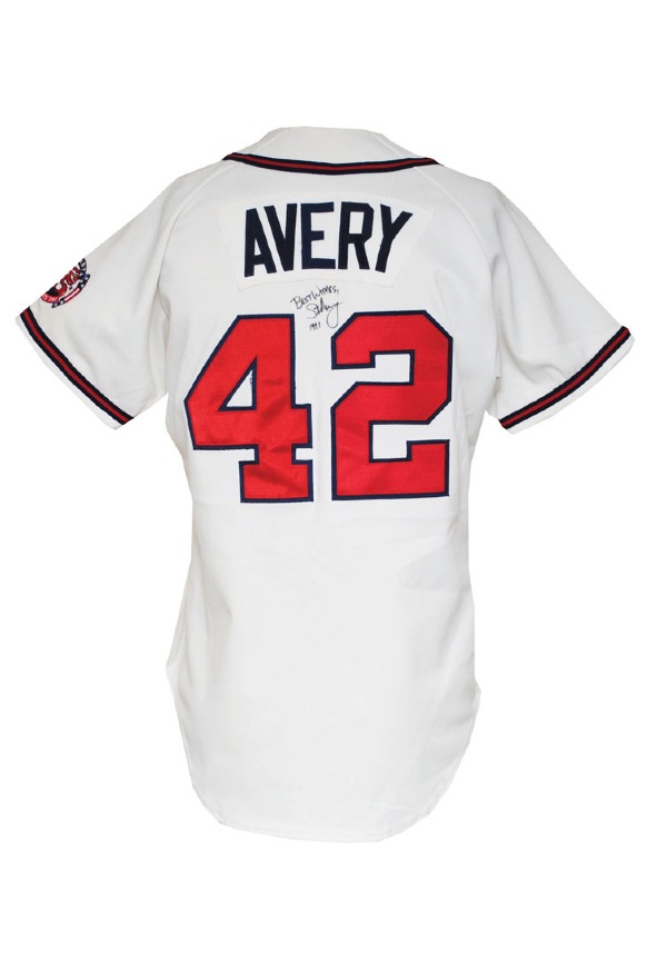 Lot Detail - 1990 Steve Avery Rookie Atlanta Braves Game-Used & Autographed  Home Jersey (JSA)