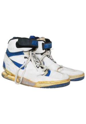 1987 Mark Jackson Rookie New York Knicks Game-Used & Twice-Autographed Sneakers (JSA)