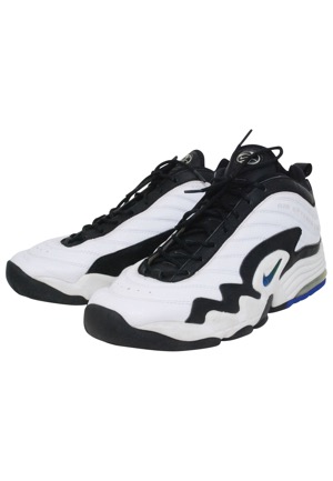 1997-98 Kevin Garnett Minnesota Timberwolves Game-Used Player Exclusive Sneakers (Sourced From The Team • Early Example)