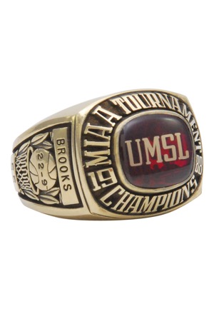 1988 University of Missouri-St. Louis MIAA Basketball Championship Ring