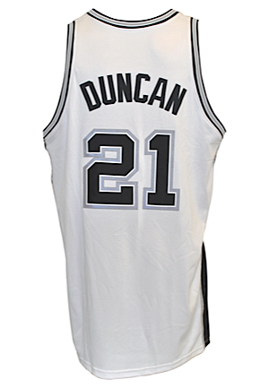 2005-06 Tim Duncan San Antonio Spurs Game-Used Road Jersey 