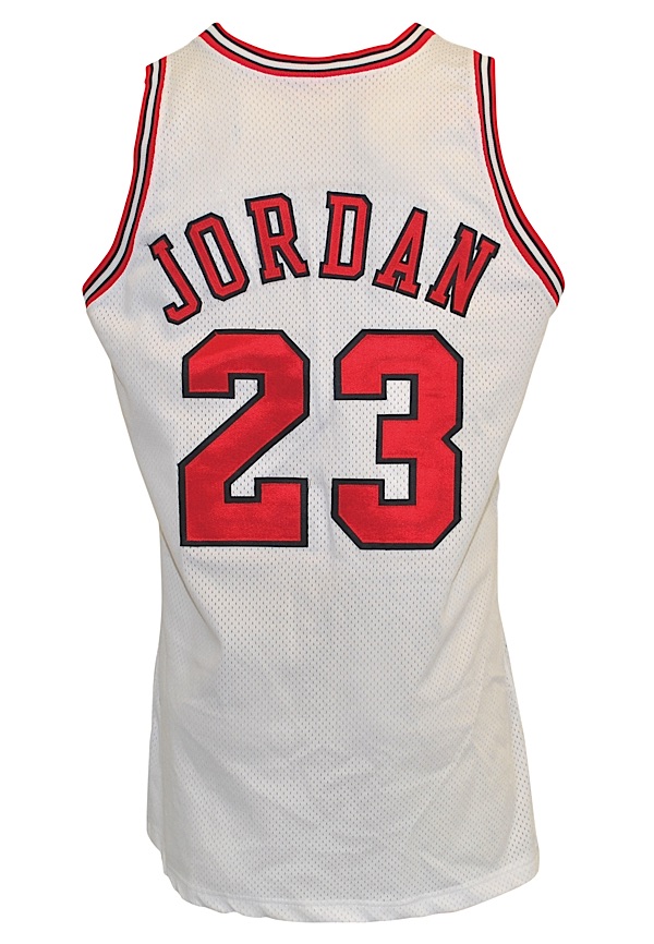 Michael Jordan Autographed Red Chicago Bulls Jersey, 50% OFF