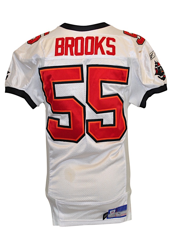 Buccaneers Derrick Brooks Hall of Fame jersey