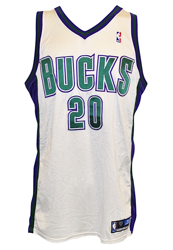 Lot Detail - 2002-03 Gary Payton Milwaukee Bucks TBTC Game-Used Home Jersey