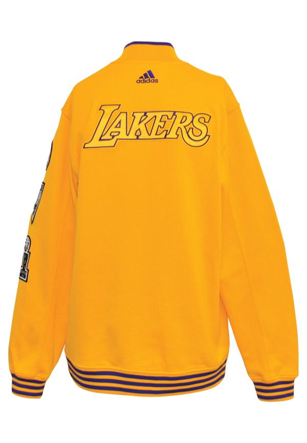 Lot Detail - 2015-16 Los Angeles Lakers Player-Worn Warm-Up Suit ...