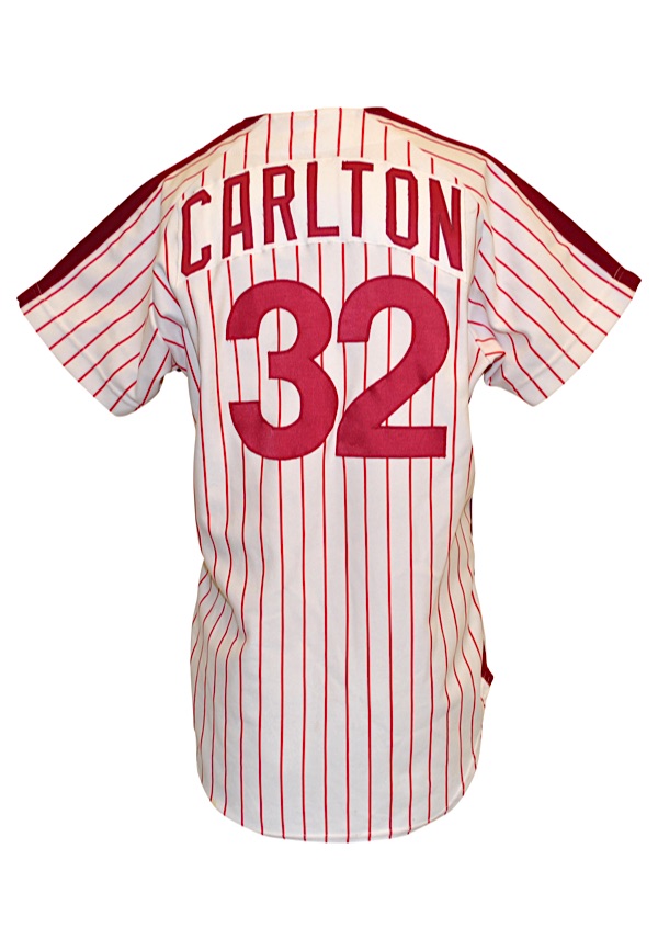 Steve Carlton Signed Philadelphia Phillies Jersey (JSA COA) 2xWorld Se –