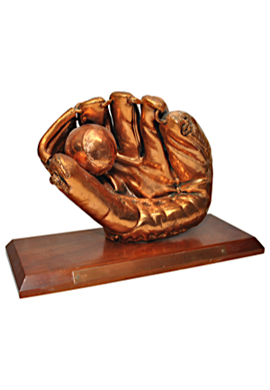 1954 Early Wynn Cleveland Indians Game-Used & Bronzed Mitt & Baseball (From His 23rd Two-Hitter • Tied For MLB Wins Season • Wynn LOA)