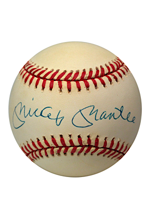 MLB Hall of Famers Single-Signed Baseballs Lot — Joe DiMaggio & Mickey Mantle (2)(JSA)