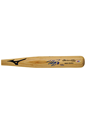 2007 Mike Piazza Oakland Athletics Game-Used & Autographed Bat (JSA • PSA/DNA)