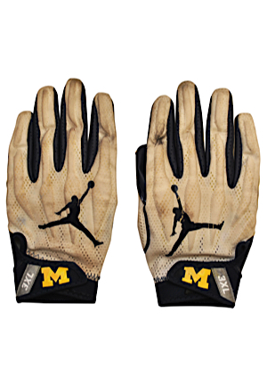 2016 University Of Michigan Wolverines Player-Worn Jordan Gloves Attributed To Taco Charlton