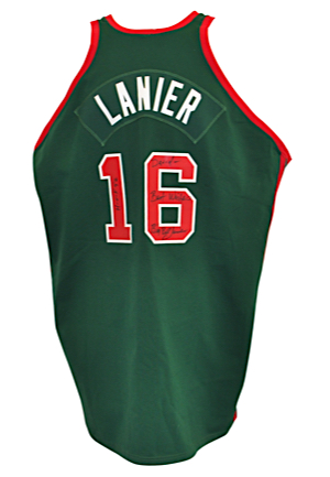 Lot Detail - Bob Lanier Signed Milwaukee Bucks Road Green Jersey (JSA)