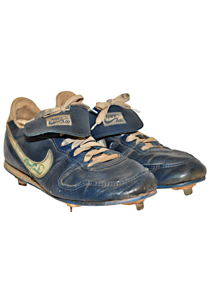 Late 1980s Gary Carter Ney York Mets Game-Used & Autographed Cleats (JSA)