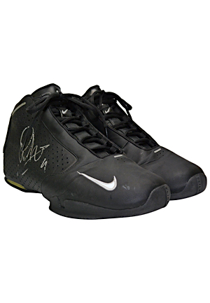 Tony Parker San Antonio Spurs Game-Used & Dual Autographed Sneakers (JSA)