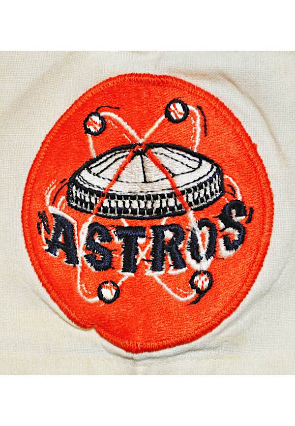 Houston Astros on X: 1965 throwback #Astros jerseys ready for