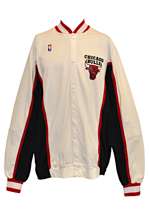 1989-90 Chicago Bulls Team Issued Warm-Up Jacket