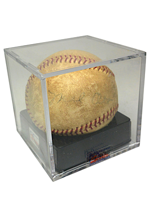 Mel Ott Autographed Baseball (JSA • PSA/DNA Encapsulated)