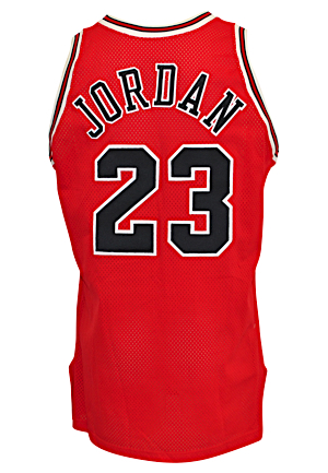 1992-93 Michael Jordan Chicago Bulls Autographed Pro Cut Road Jersey (JSA)