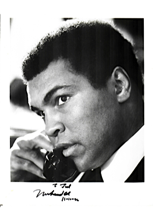 Muhammad Ali Single-Signed 8x10 B&W Photo (Full JSA)