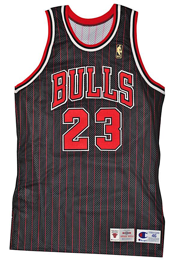 Lot Detail - 1996-97 Michael Jordan Chicago Bulls Autographed Pro Cut ...