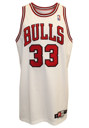 1997-98 Scottie Pippen Chicago Bulls Game-Used Home Jersey (Championship Season • Great Use)