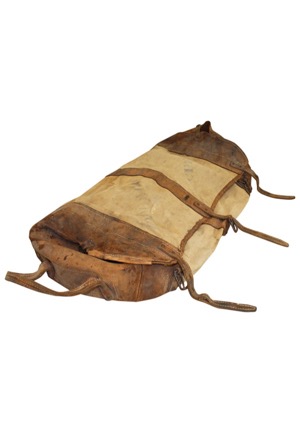 1930s Chicago Cubs Team-Issued Travel Bag