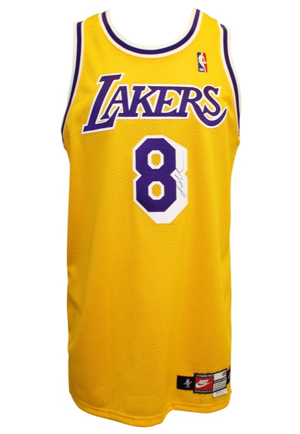 1997-98 Kobe Bryant Los Angeles Lakers 