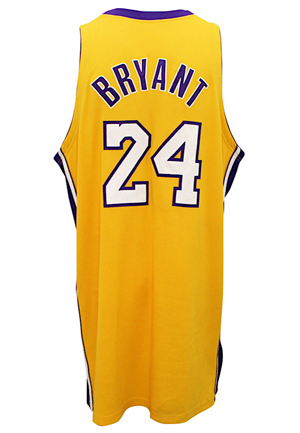 2006-07 Kobe Bryant Los Angeles Lakers Game-Used Home Jersey (Scoring Champion Season)