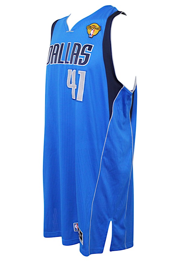 Authentic 2011 NBA Finals Dirk Nowitzki jersey with championship patch |  SidelineSwap