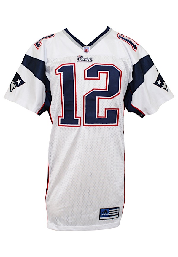 Lot Detail - 2000 Tom Brady New England Patriots Bench-Worn & Autographed  Rookie Jersey (Full JSA)