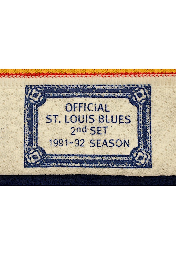 St. Louis Blues NHL Brett Hull Vintage Sewn Name Number Jersey