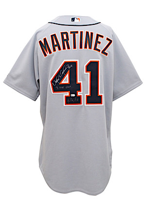 2016 Victor Martinez Detroit Tigers Game-Used & Autographed Road Jersey (MLB Authenticated)