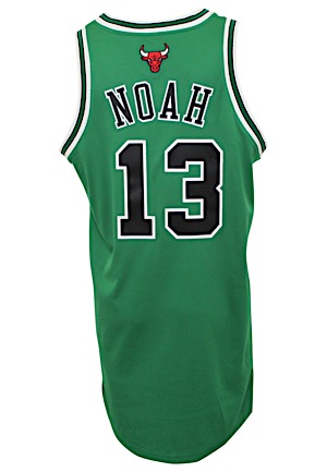 2010-11 Joakim Noah Chicago Bulls Game-Used "St. Patricks Day" Jersey