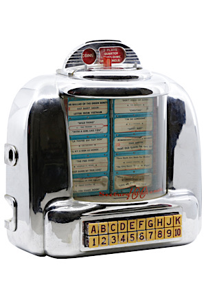 Vintage Seeburg 100-Wall-O-Matic Jukebox