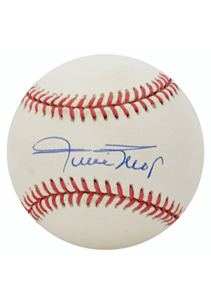 Willie Mays Single-Signed ONL Baseball (JSA Sticker)