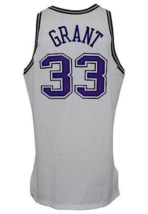 1995-96 Brian Grant Sacramento Kings Game-Used & Autographed Jersey (JSA)