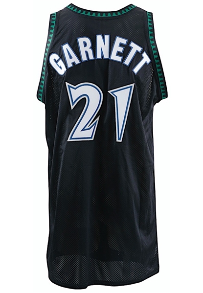1998-99 Kevin Garnett Minnesota Timberwolves Game-Used Jersey