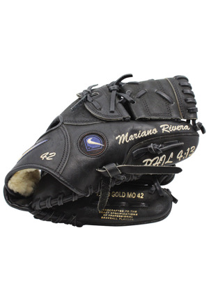 Circa 2007 Mariano Rivera New York Yankees Game-Used Glove (PSA/DNA)